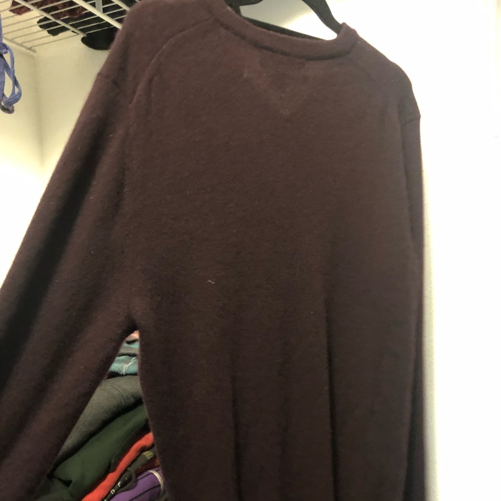 NEW Men’s Cashmere VNeck Cardigan Sweater Medium - Picture 4 of 4